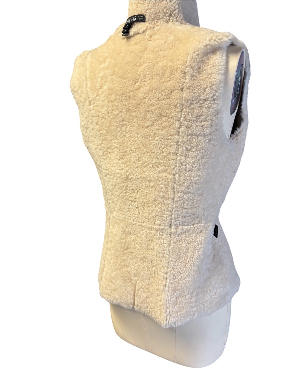 Lafayette 148 Beige Lambskin Cream Shearling Vest Size Small - Picture 9 of 13